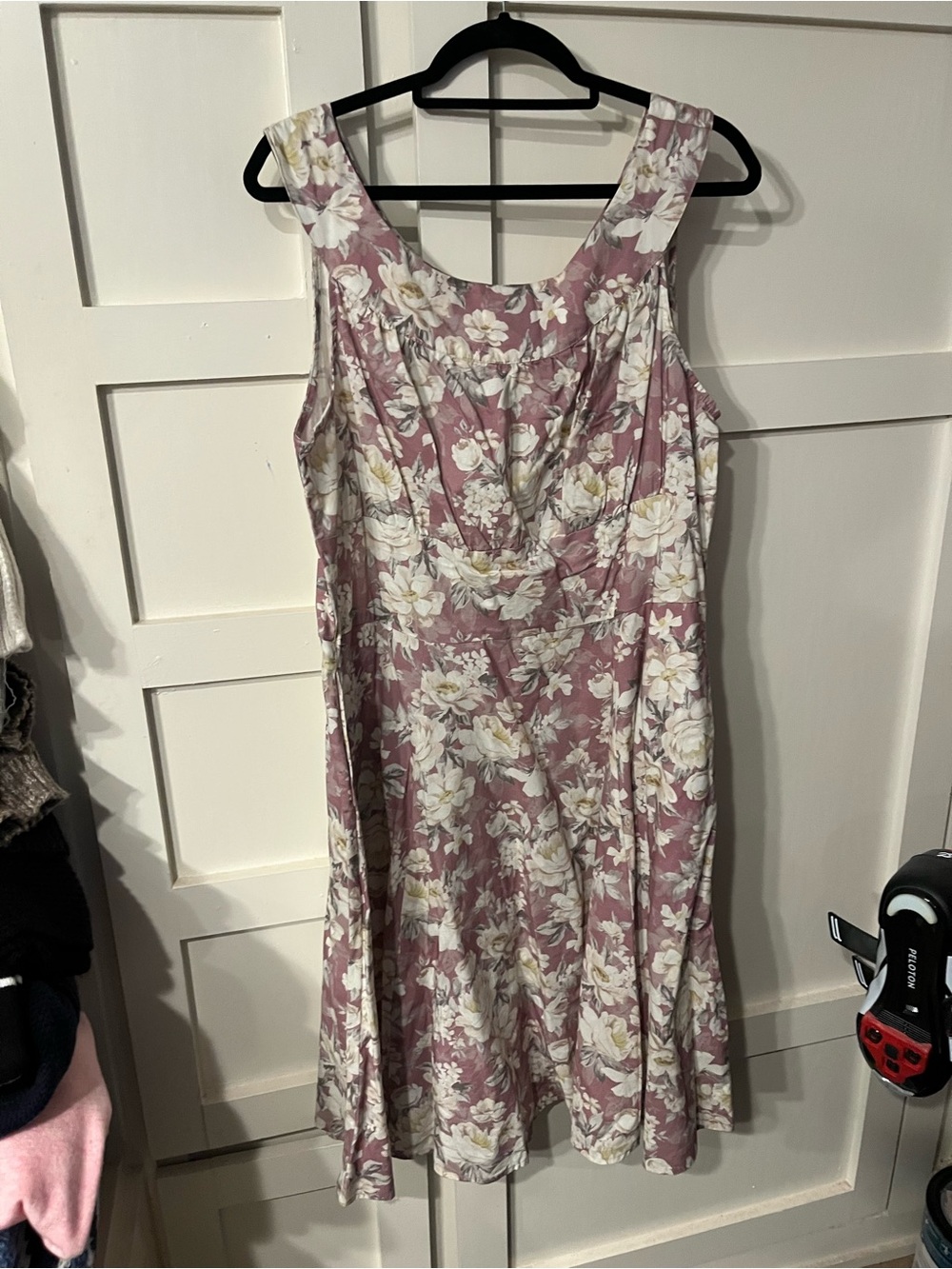 Floral Sleeveless Midi Dress in Dusty Rose